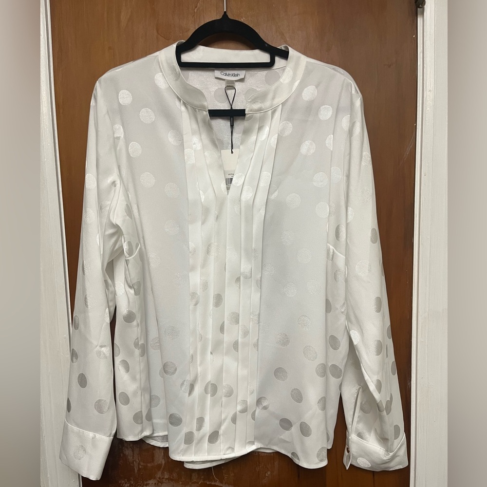 🆕 Calvin Klein White Polka dot long sleeve  Blouse Size 1X. Price Firm